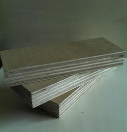 膠合板 現(xiàn)代建筑與家居的多面手